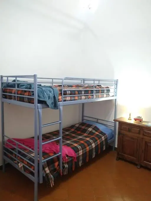 Silver Sands Finale Ligure - Traditional Apartment - 4 Beds & Terrace By The Beach