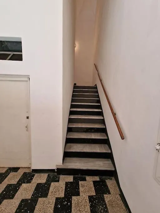 Silver Sands Finale Ligure - Traditional Apartment - 4 Beds & Terrace By The Beach